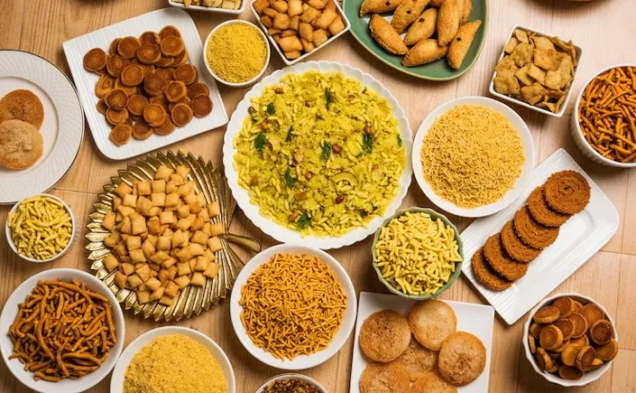 Snacks & Namkeen